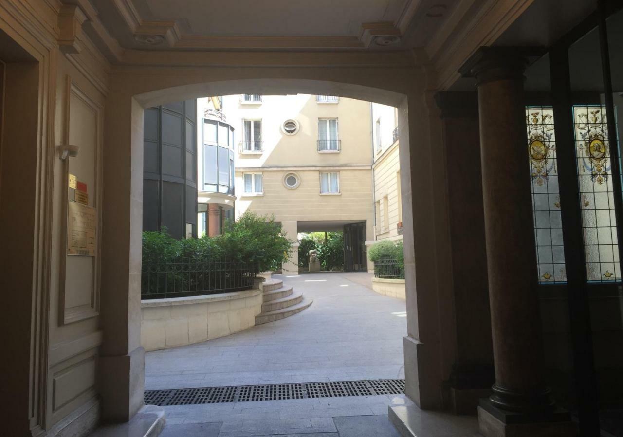 52 Clichy Bed & Breakfast - Chambre D'Hotes Παρίσι Εξωτερικό φωτογραφία