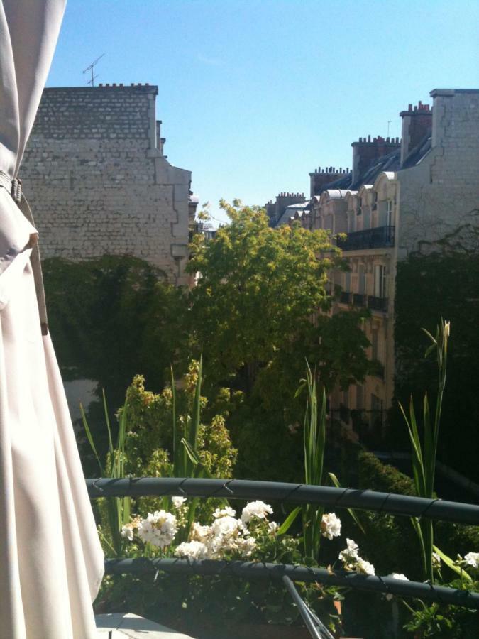 52 Clichy Bed & Breakfast - Chambre D'Hotes Παρίσι Εξωτερικό φωτογραφία